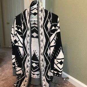 Maurice’s long black and white open front cardigan